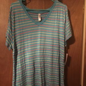 Lularoe Christy Tee, NWT